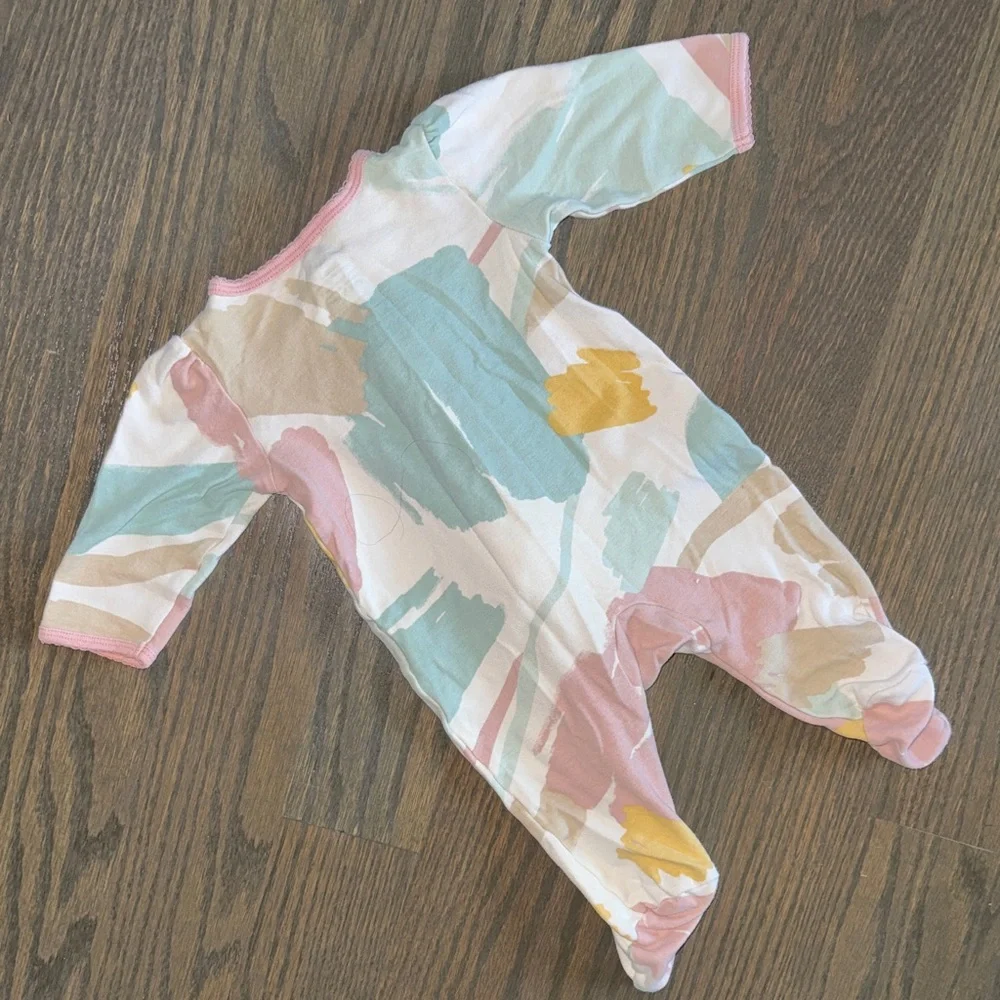 Carter’s Pastel 2-Way Zip Sleep & Play Pajamas | 3 Months